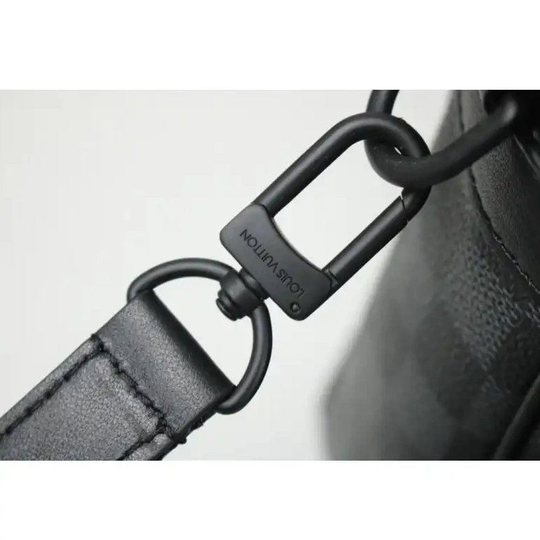 Brother Sam Yupoo 205B570003 LV Bags 0506